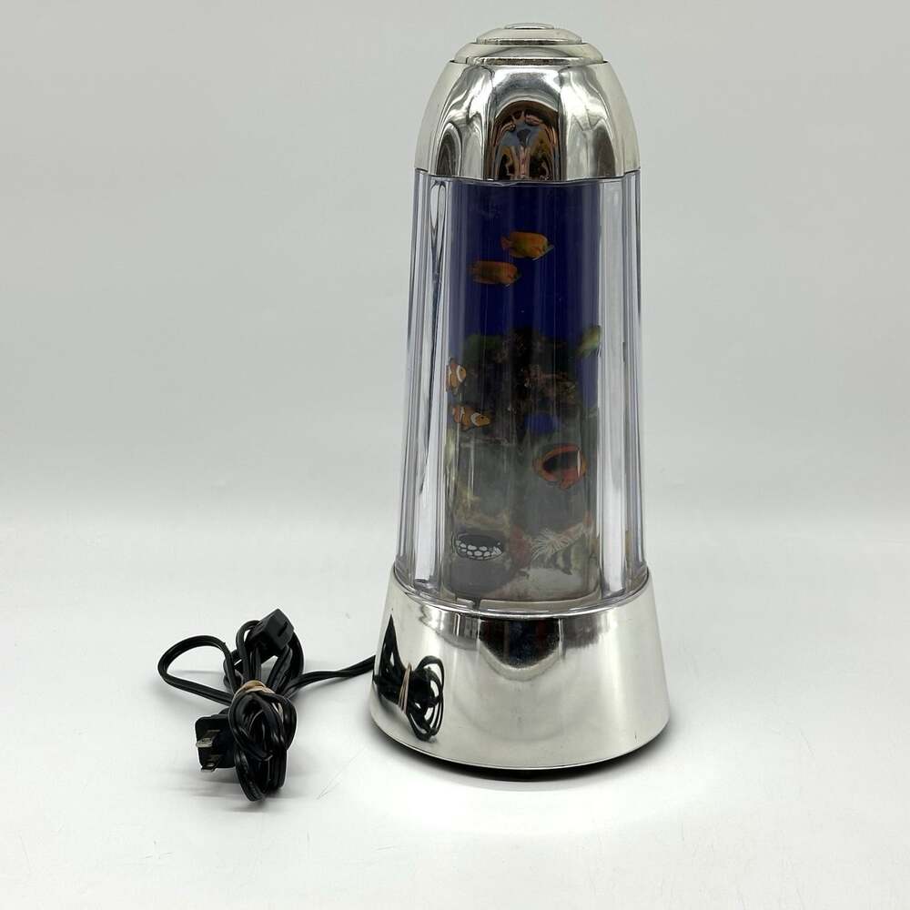 Vintage 90s Spencer’s Rabbit Tanaka Fish Underwater Aquarium Motion Lamp WORKS